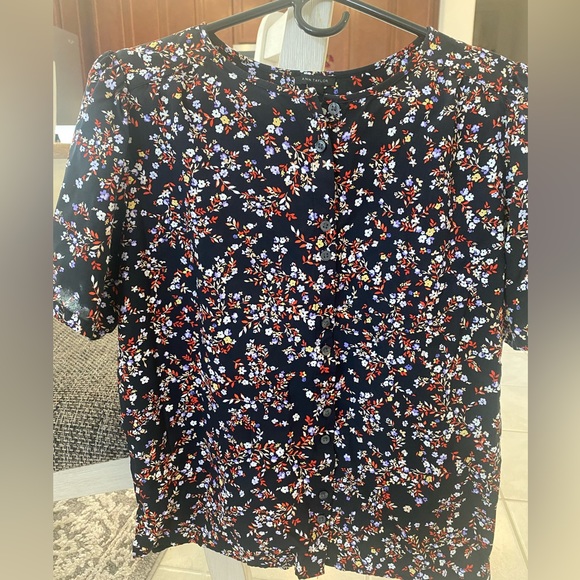 Ann Taylor floral blouse - Picture 1 of 4